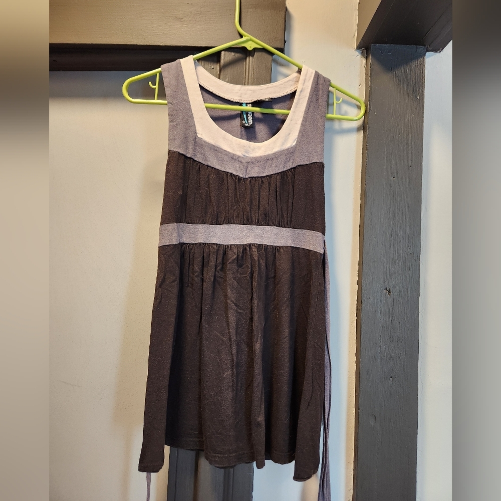 Weavers Black and Grey Tunic With Tie
